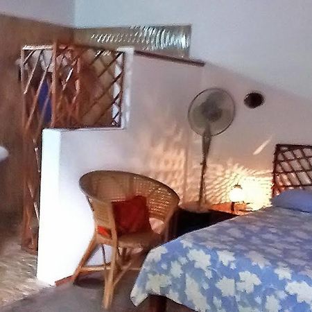 Coco Bay Guest House Анс-Вольбер-Вилаж Экстерьер фото